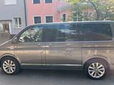 Volkswagen T6 Multivan Highline Leder, Top Ausstattung - Volkswagen T6 Multivan in Nürnberg