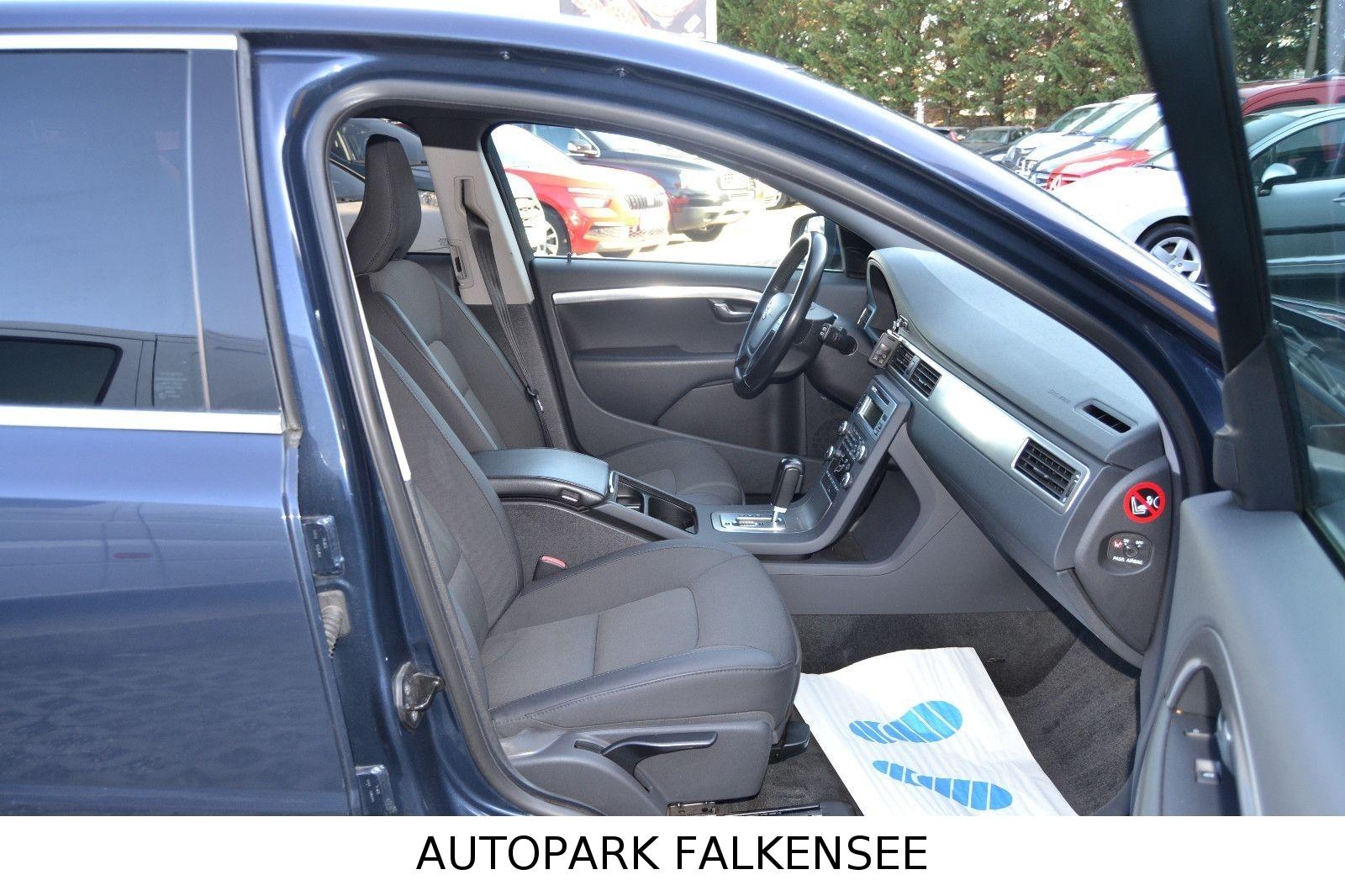 VOLVO V70 - 2.0T - 203 CV - BVA - HAYON ÉLECTRIQUE - TOIT OUVRANT