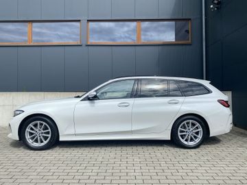 BMW 320 - 4
