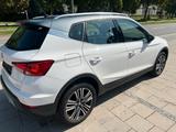 Seat Arona Xcellence.Navy,Deutsches Fzg.Tüv.11/26.Nav - gebrauchte Seat Arona aus dem Jahr 2017
