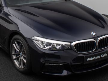 Fahrzeugabbildung BMW 540d xDr Tour HUD ACC Pano 360° Bowers & Wilkins