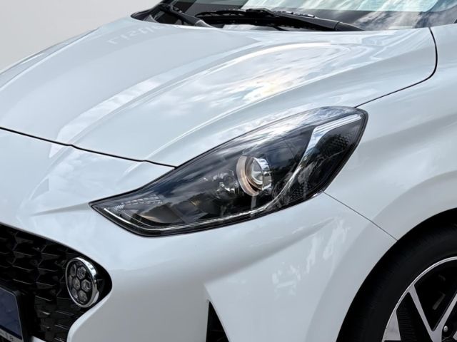 Fahrzeugabbildung Hyundai i10 1,2 Prime A/T Navi,RFK,SHZ,Klimaaut.