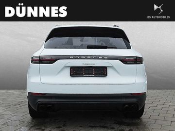 Porsche Cayenne - 4