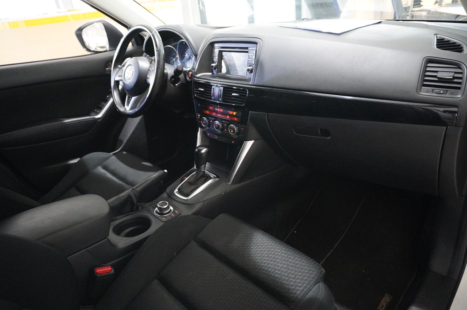 Fahrzeugabbildung Mazda CX-5 2.2 SKYACTIVE SENDO NAVI/BOSE/BI-XENON/AHK
