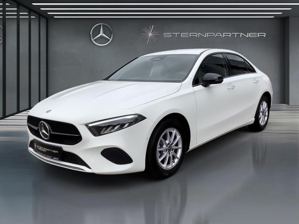 Mercedes-Benz A 200 Limousine MBUX+Night+Progressive+Ambiente