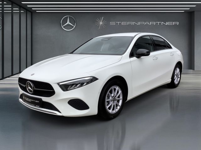 MERCEDES-BENZ A 200 Limousine MBUX+Night+Progressive+Ambiente