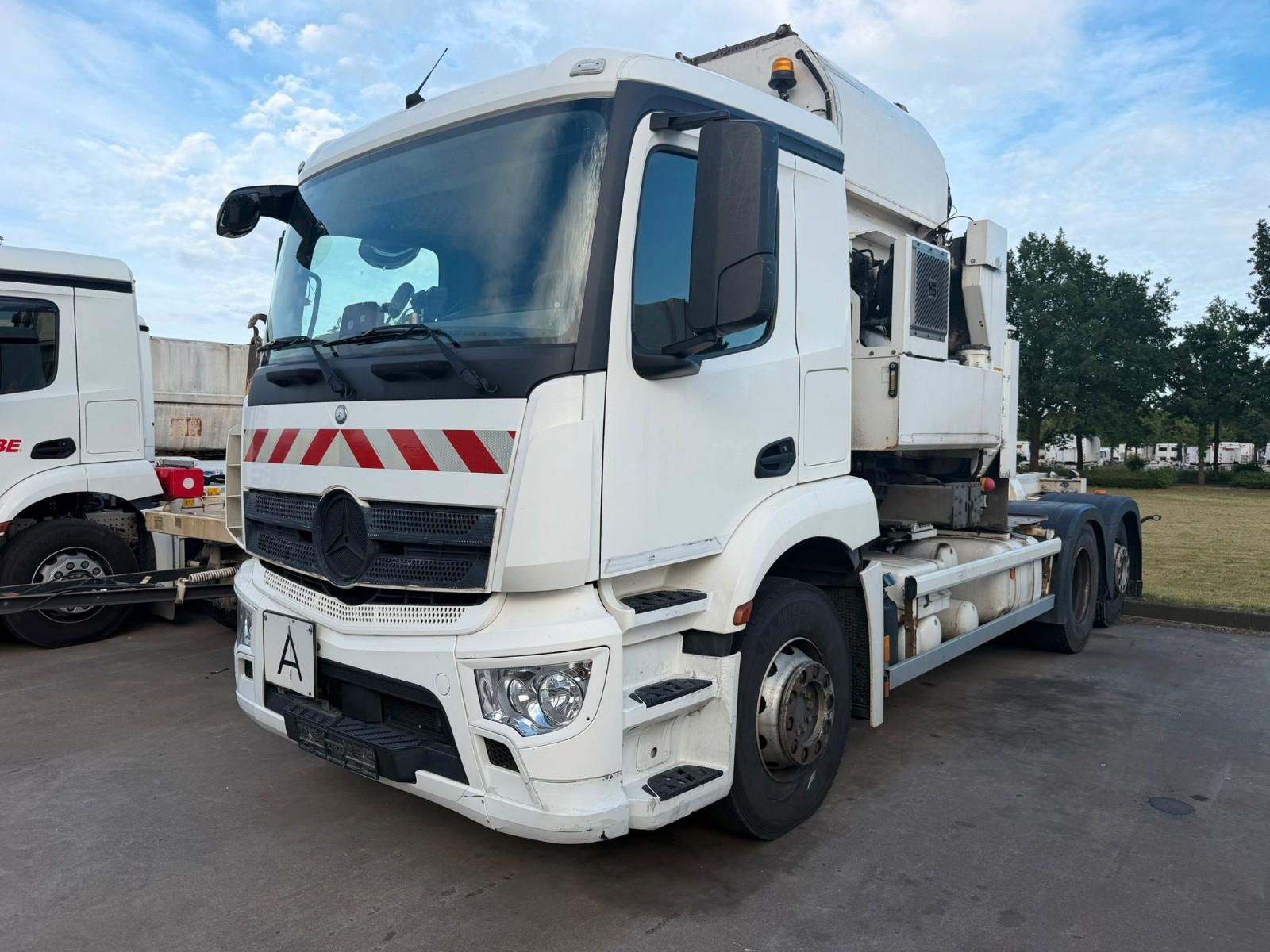 Mercedes-Benz 2533 Antos ** Linkslenker / Klima /Lenkachse **