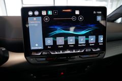 CUPRA Born Edition Dynamic | Navi | ACC | 360° CUPRA Born Edition Dynamic | Navi | ACC | 360°