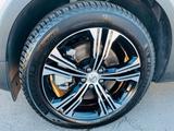 Volvo XC40 T5 Aut. Recharge Navi VollLED RCam AHK ACC - Volvo: T5r