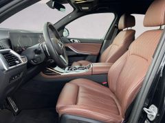 Fahrzeugabbildung BMW X7 40d xD M Sport PRO INTEGRAL H/K PANO ICON 23'