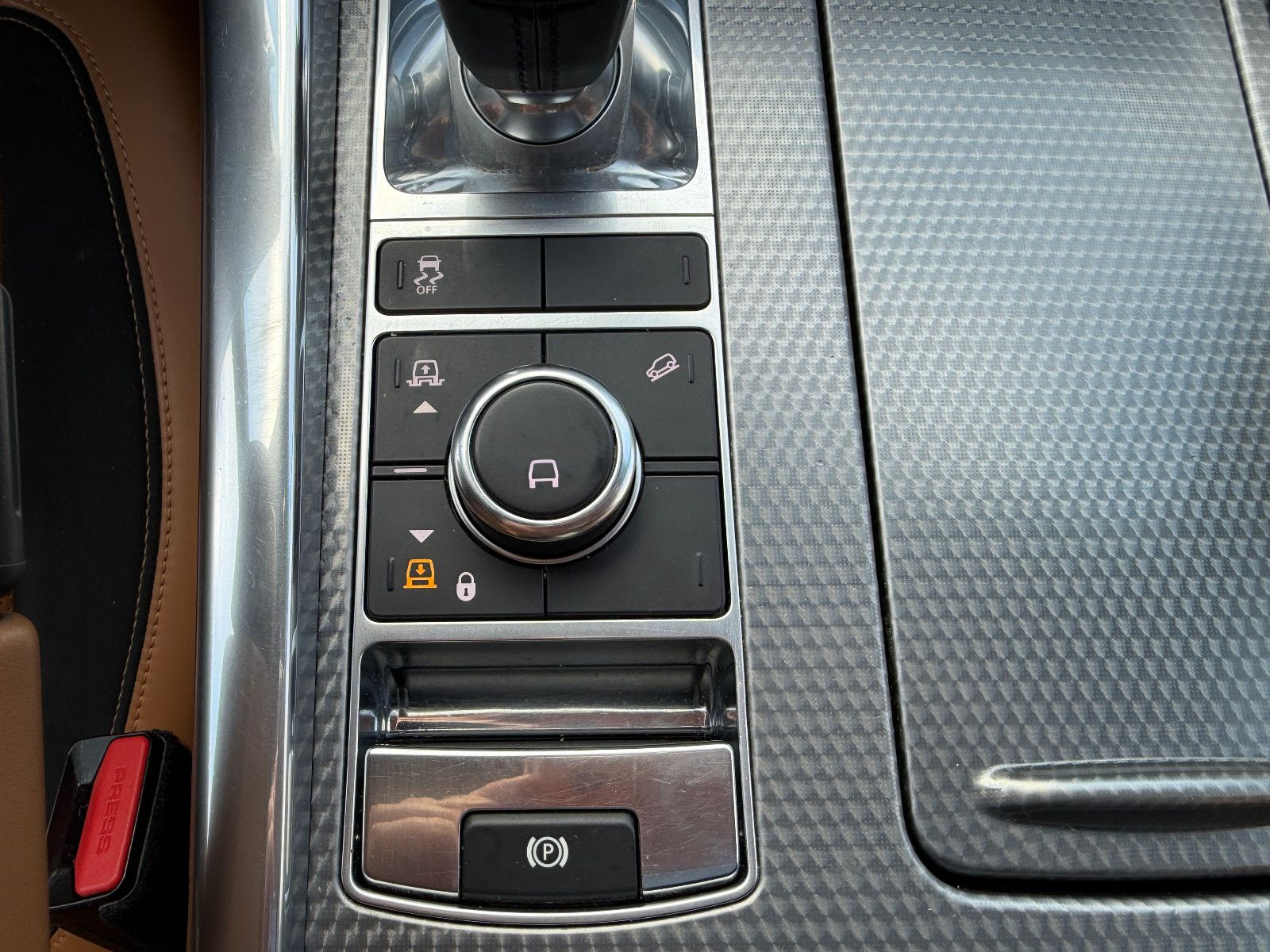 Fahrzeugabbildung Land Rover Sport HSE Dynamic D300/PANO/KAMERA/MERIDIAN