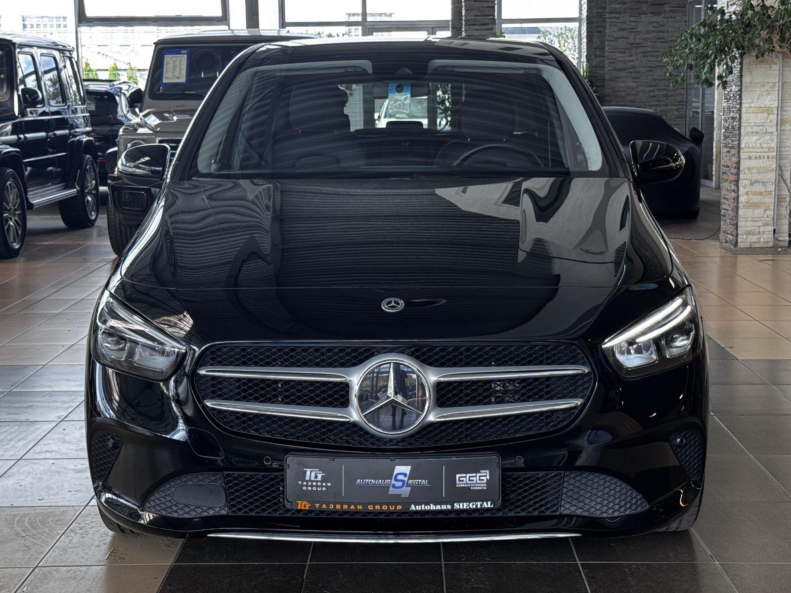 Mercedes-Benz B 250 e R.Cam Navi Teil-Leder SHZ LED DAB MBUX imagem 3