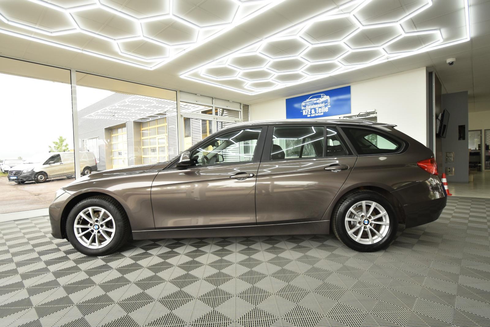 BMW 320i Touring F31 184 ch • 2ème main • Sièges chauffants • Hayon électrique