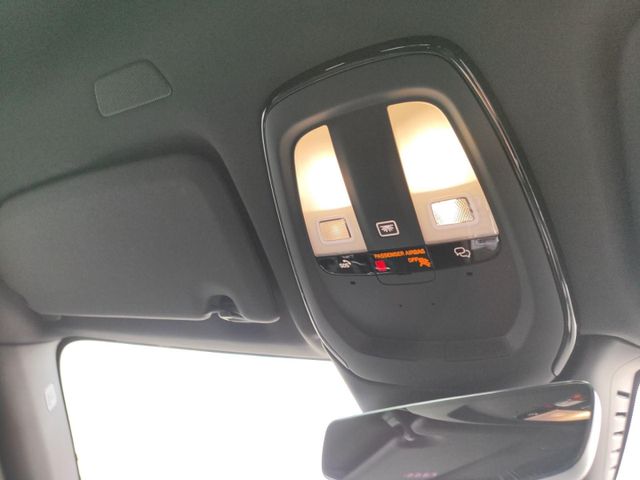 VOLVO XC 60 (Bild 22 von Array)