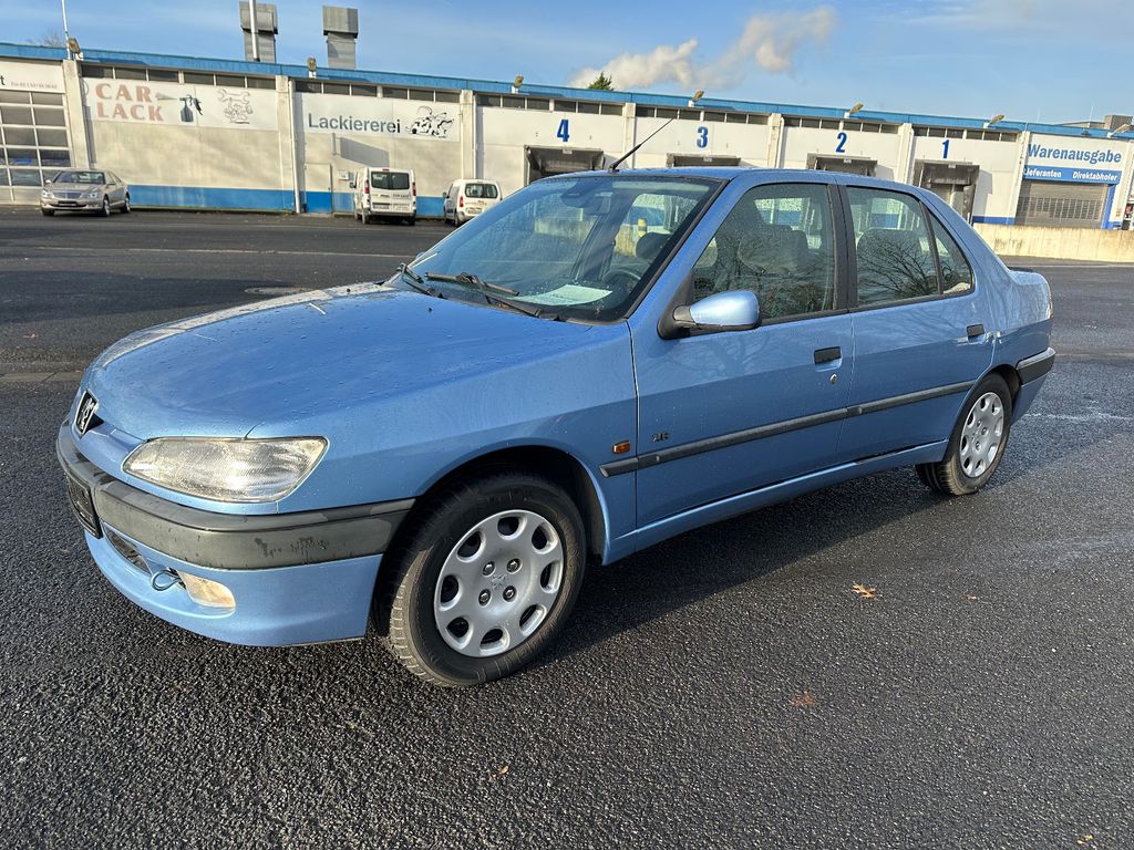 Peugeot 306