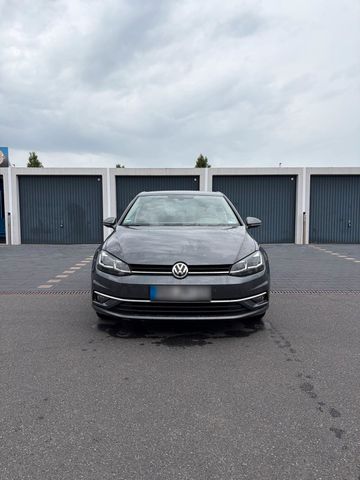 VW Golf