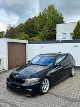 BMW E91 330d x LCI M-Paket 3.Hand Xenon CI... - BMW 330: Kombi, E91 330d