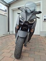 Yamaha X-Max 300 Tech Max Sport-Roller in Mat Dark Gray - YAMAHA R3