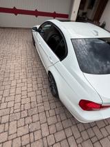 BMW 318i - - BMW 318 aus 2011: 318i