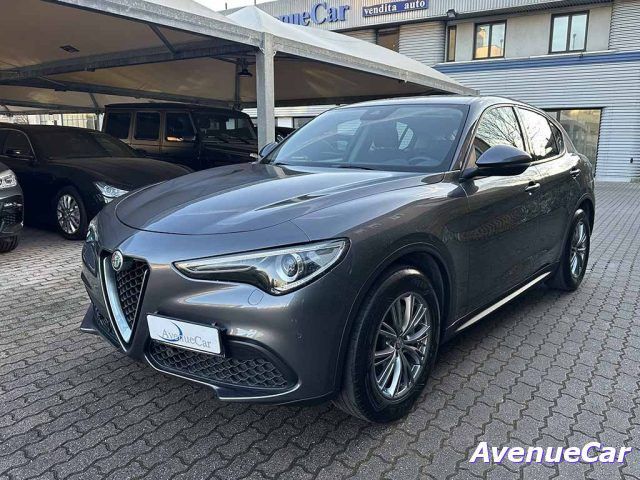 Alfa Romeo ALFA ROMEO Stelvio 2.2 t Business Q4 TELECAMERA 