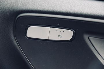 Mercedes V 220 - 11