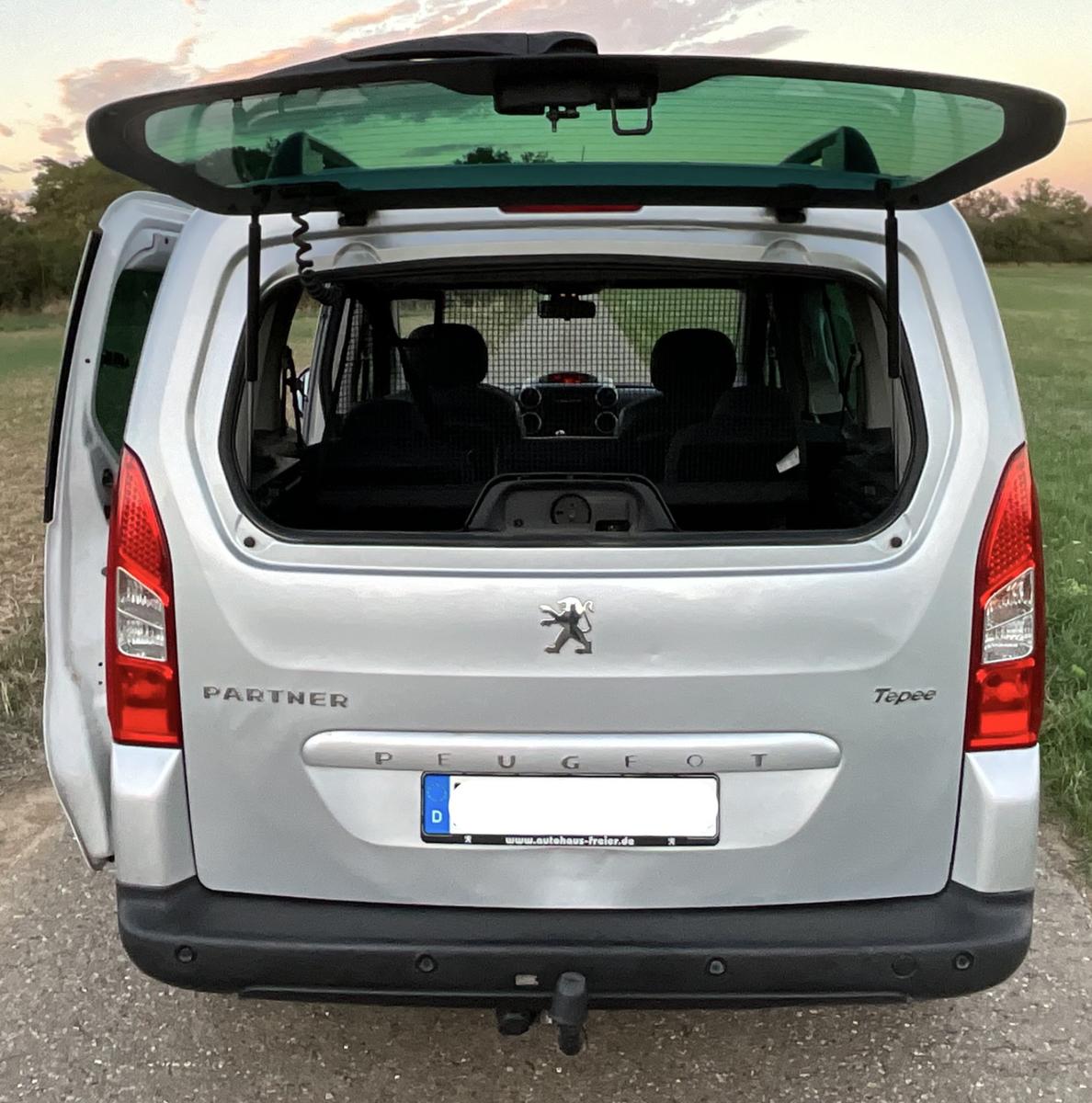 Peugeot Partner 2010 — photo 10
