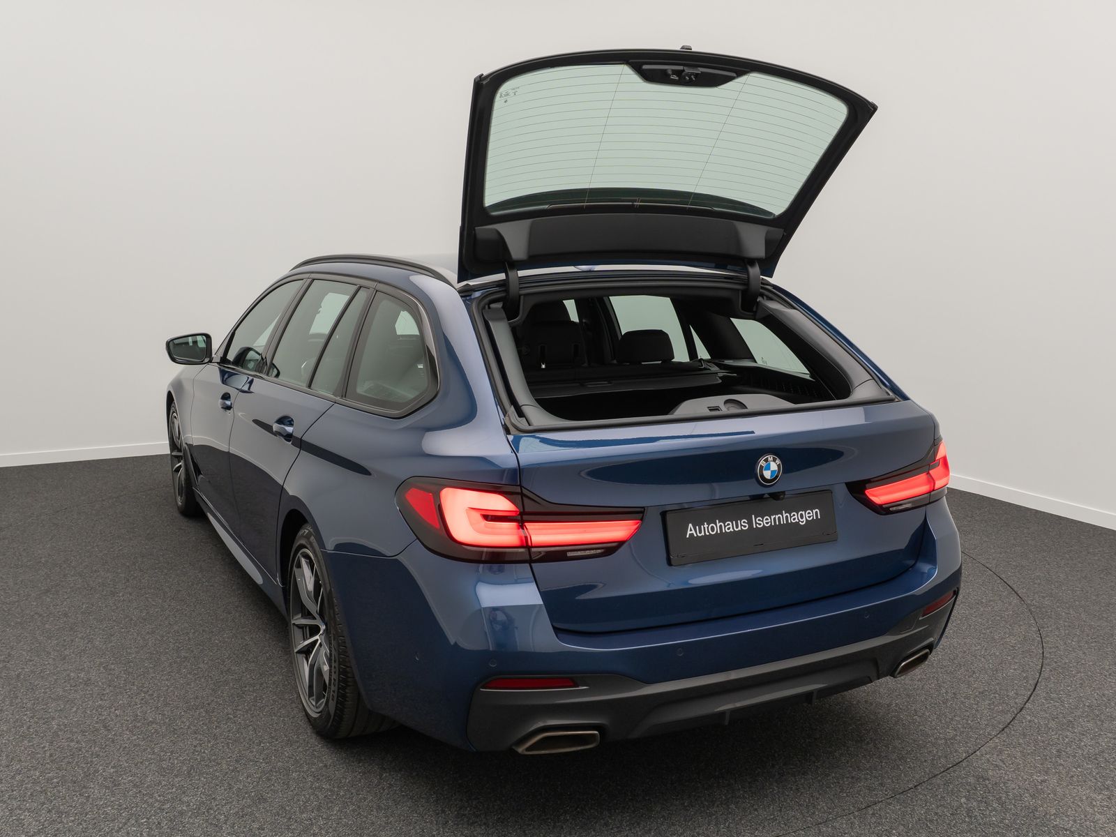 Fahrzeugabbildung BMW 540d xD M Sport ACC DAB Kamera HUD Laser Komfort