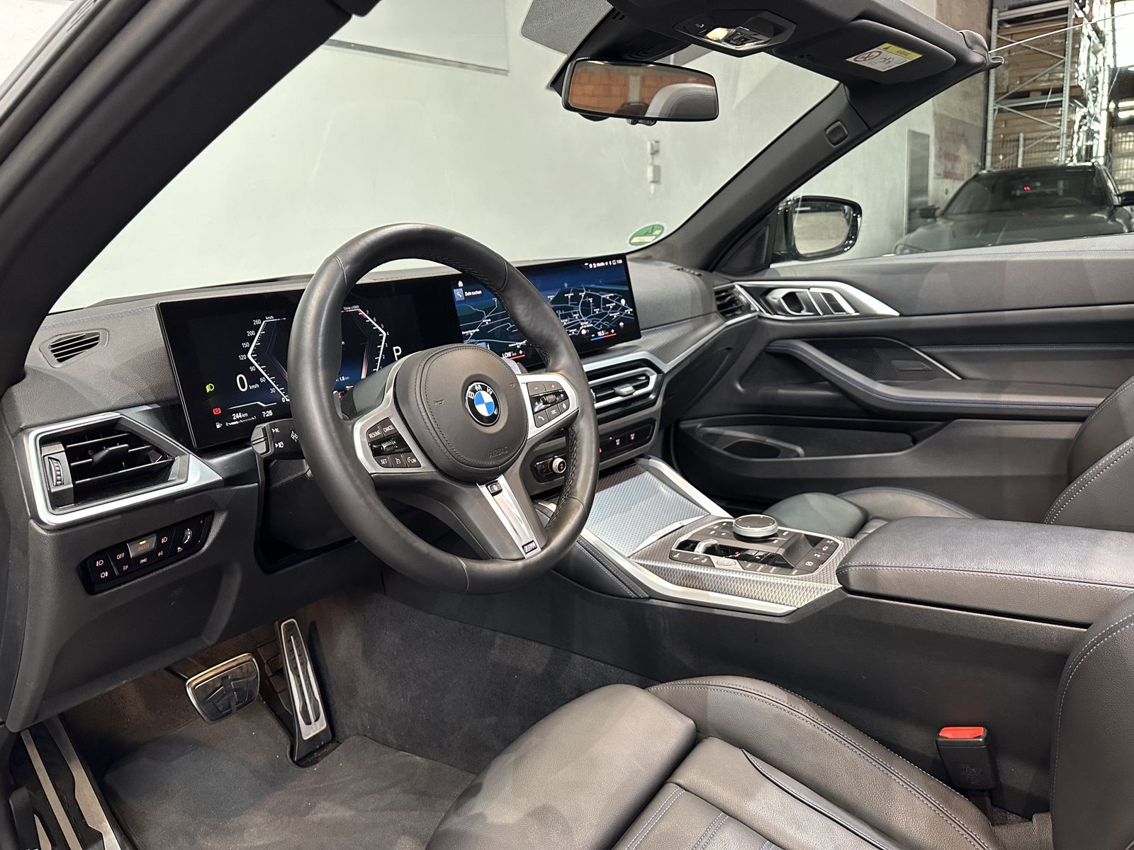 Fahrzeugabbildung BMW 420i Cabrio M Sport Paket Open Air Paket
