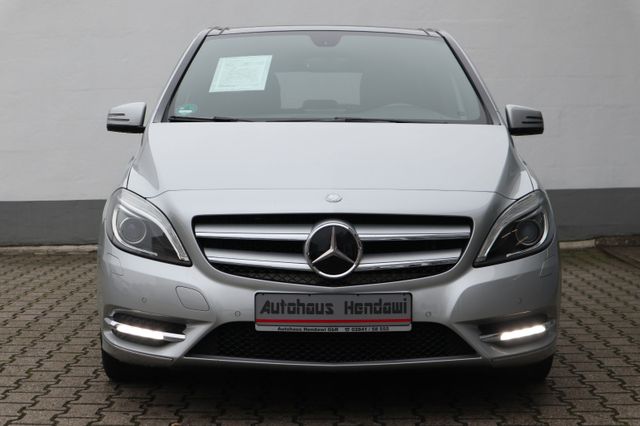 Mercedes-Benz B 200 Automatik/Stdheizung/Navi/Panorama/Leder