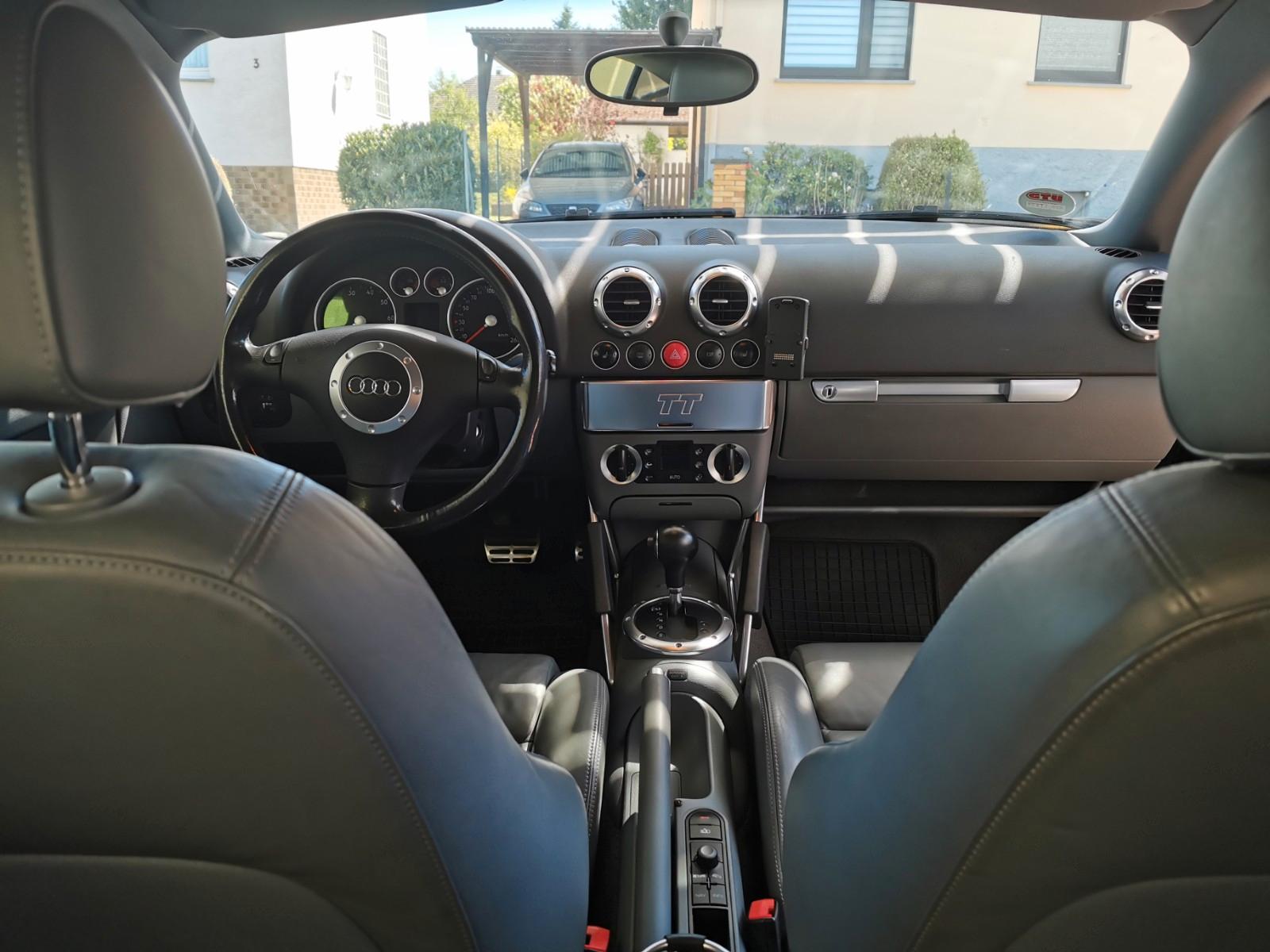 Audi TT Coupe 1.8T 132 kW tiptronic -Autogas