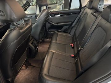 BMW X3 - 11
