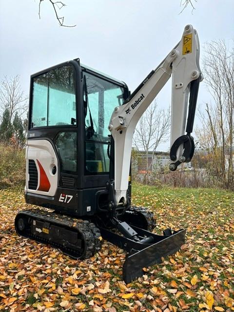 Bobcat E17
