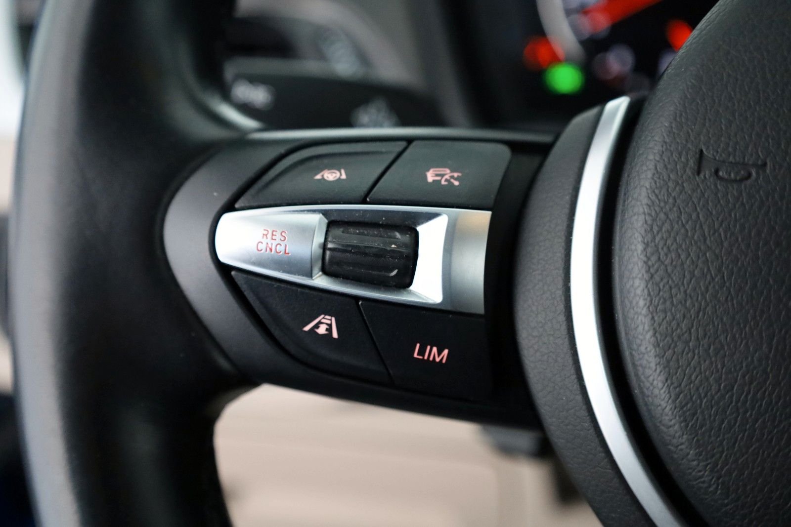 Fahrzeugabbildung BMW X1 xDrive 25e M Sport, Leder,Navi,ACC,HUD,Kamera