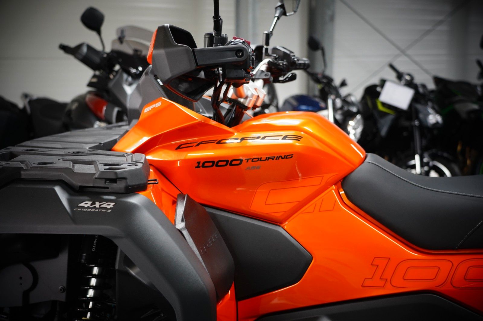 Fahrzeugabbildung CFMOTO CForce 1000 Touring incl. Koffer 4 J. Garantie