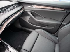Foto Nummer 12: SKODA Superb