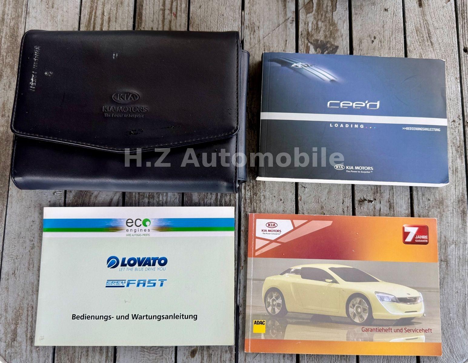 Kia Cee'd Sportswagon 1.6L Benzin / TÜV 01.2027 / ZV