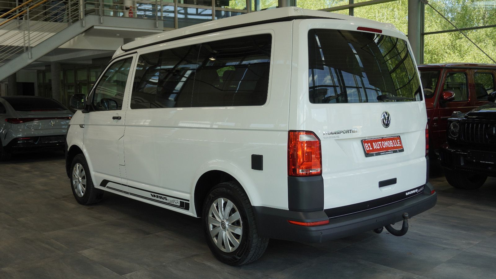 Volkswagen T6 California mit Einbau Küche und Aufstelldach foto 6