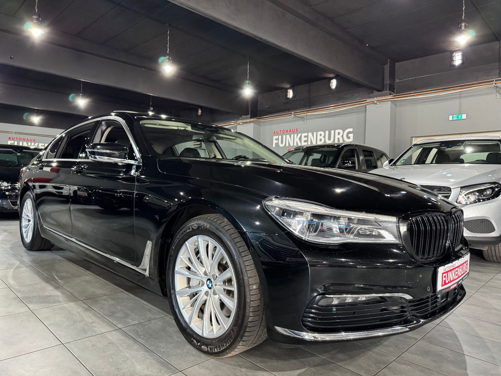 BMW 730 d xD Lang FOND/PANO/ACC/HUD/LASER/STHZ/GESTK
