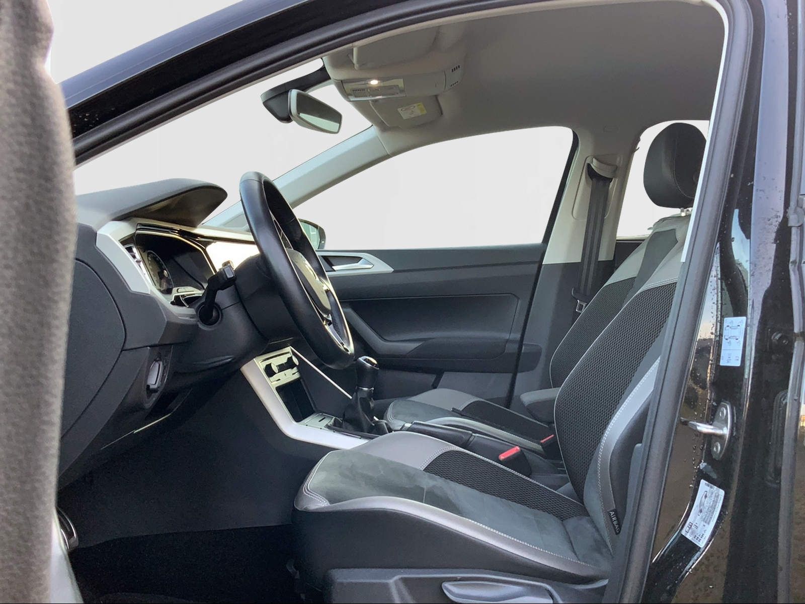 Polo 1.0 TSI Highline NAV,SHZ,RFK