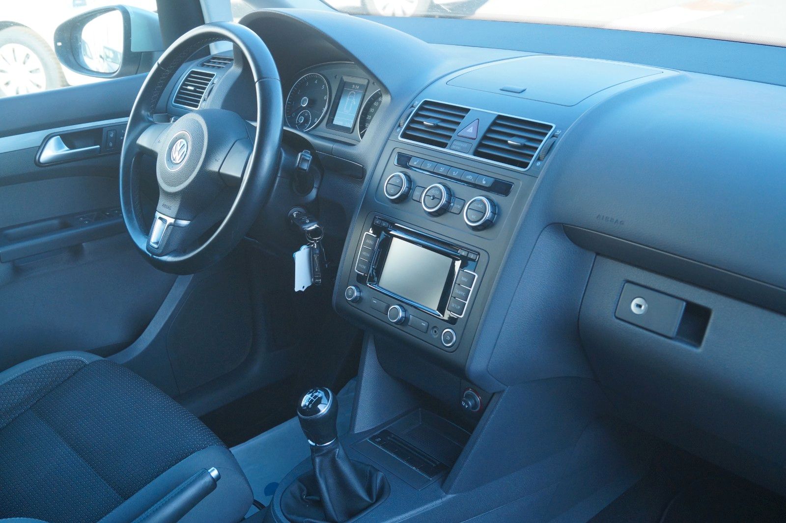 Fahrzeugabbildung Volkswagen Touran Comfortline 1.Hand *TÜV neu+Garantie