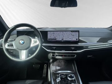 BMW X7 - 9