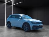 Volkswagen TiguanR-LINE*AHK*LED*ASSISTEN* - gebrauchte SUV & Geländewagen