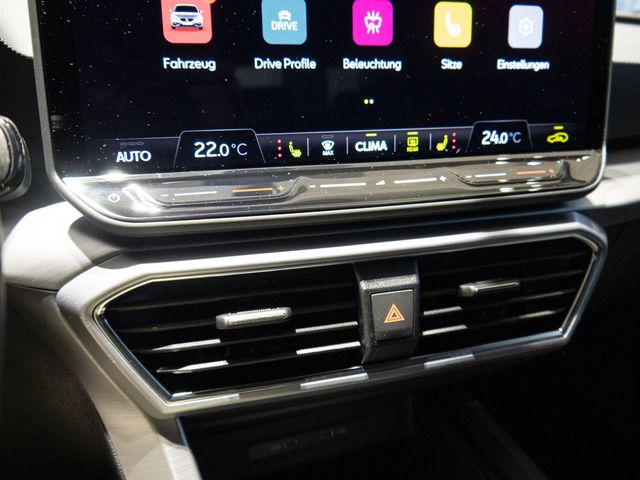 Leon FR 1.5 eTSI KLIMA PDC SHZ KAMERA ACC LED