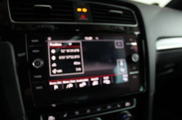 Volkswagen Golf VII Lim. GTI BMTV-Cockpit