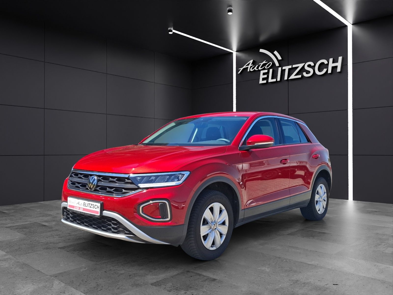 Fahrzeugabbildung Volkswagen T-Roc TSI LED AHK AID LANE Assist