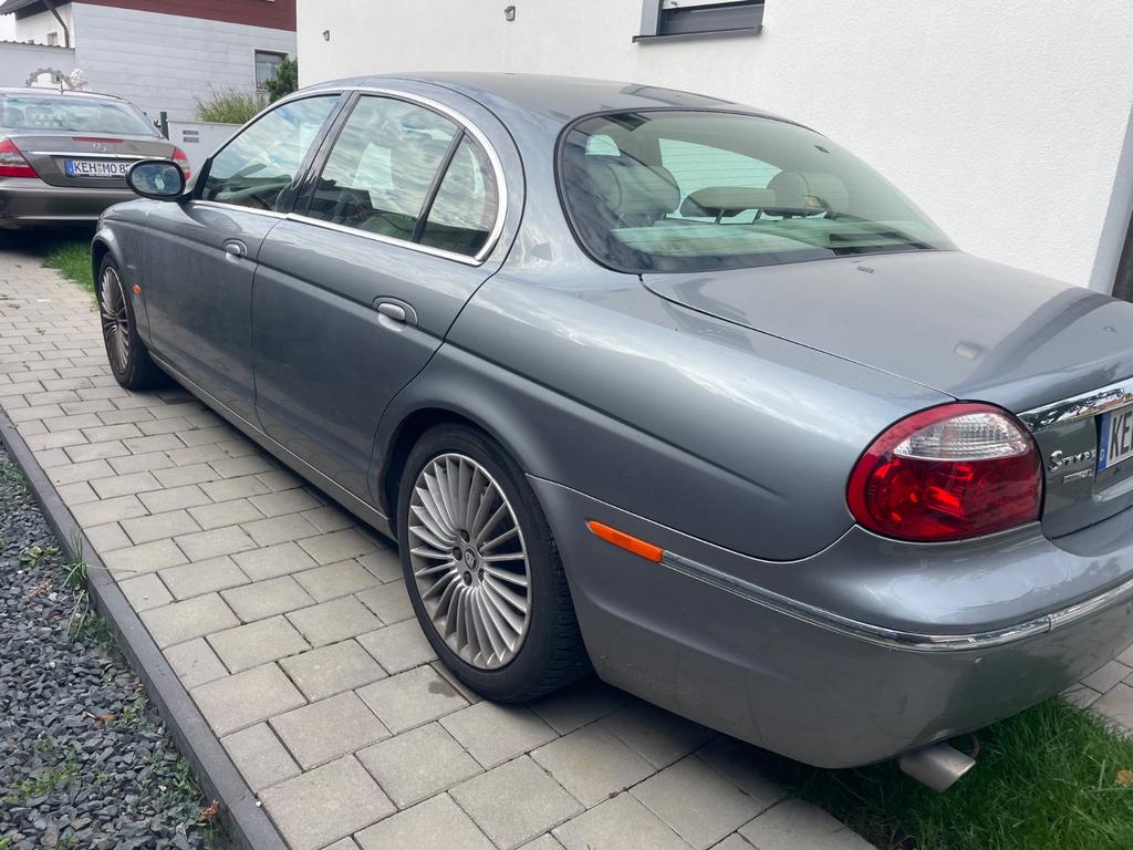 Jaguar S-Type