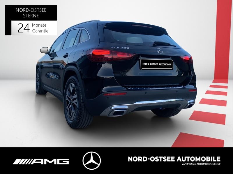 Mercedes-Benz GLA 200 PROGRESSIVE AHK MBUX SHZ KLIMA NAVI