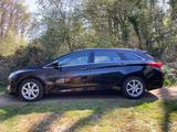 Hyundai i40 cw 1.7 CRDi Style 100kW Automatik Style - Hyundai i40 mit Diesel-Antrieb: Kombi, Automatik, 1.7