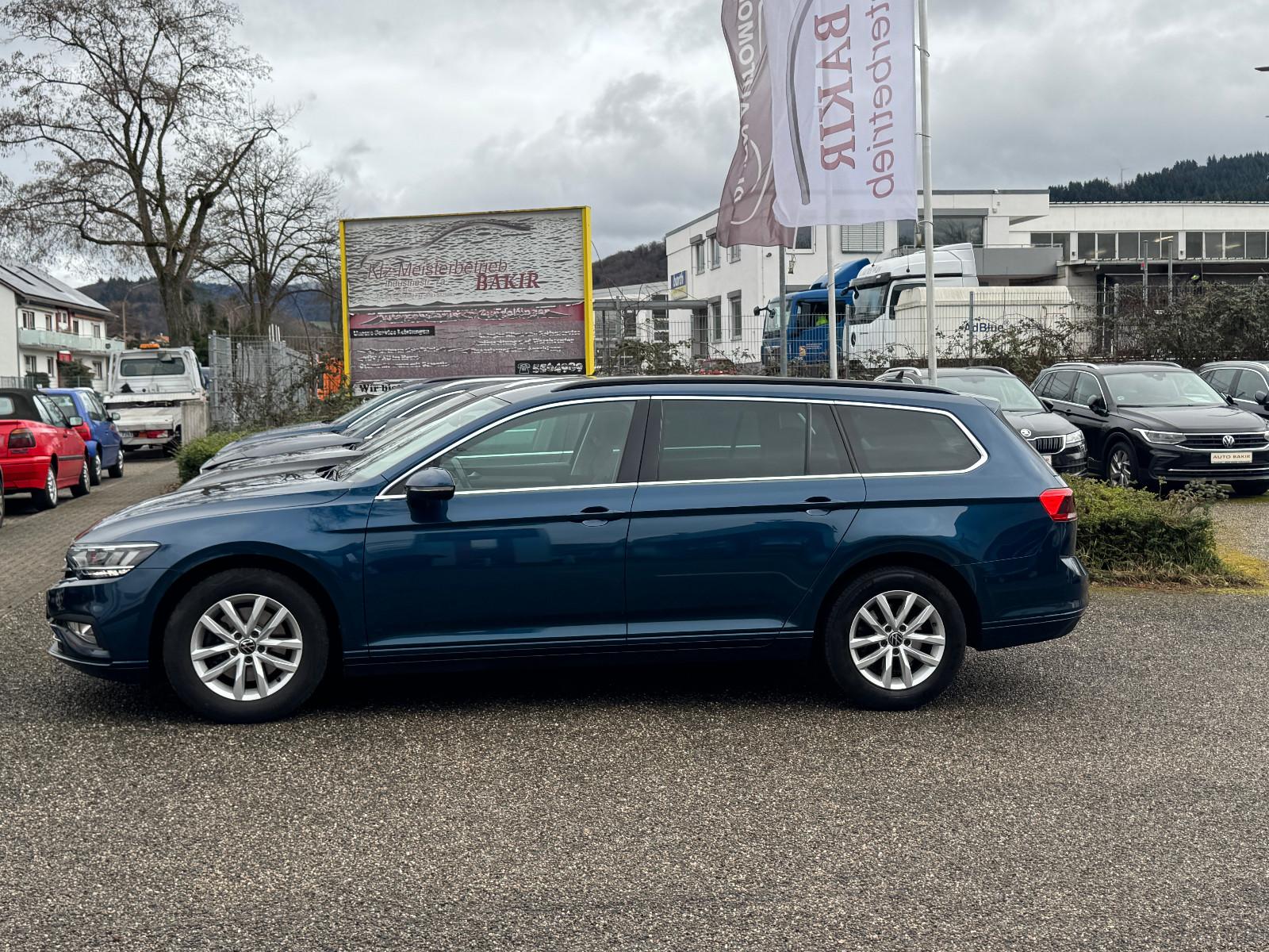 Volkswagen Passat Variant Business*AHK*LED*DSG