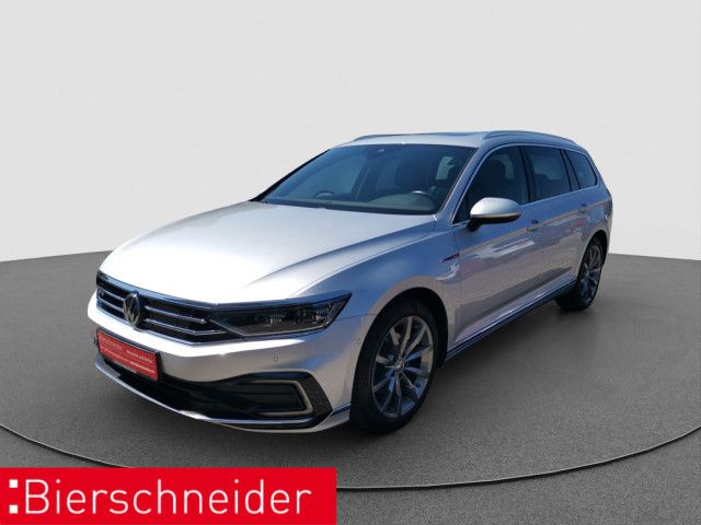 Volkswagen Passat Variant 1.4 TSI DSG GTE AHK PANO STAND IQ imagem 3